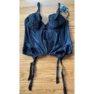 Vintage NOS NWT Y2K Corset Bustier Chantal Thomass for Victoria’s Secret Bra 36B